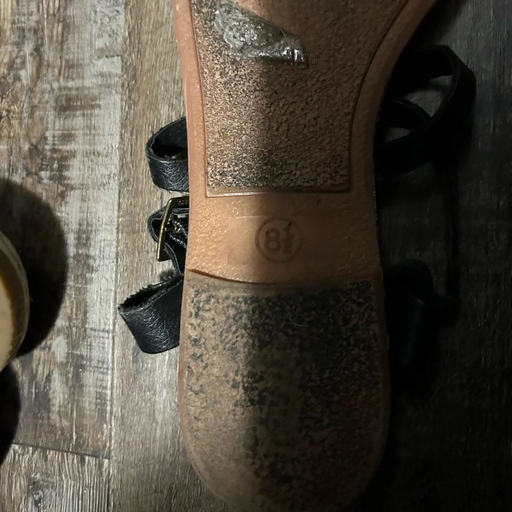 Sandals - Picture 3 of 3